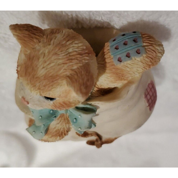 Calico Kittens by Priscilla Hillman & Enesco Celebrate Every Baby Step 1997 - Picture 7 of 7